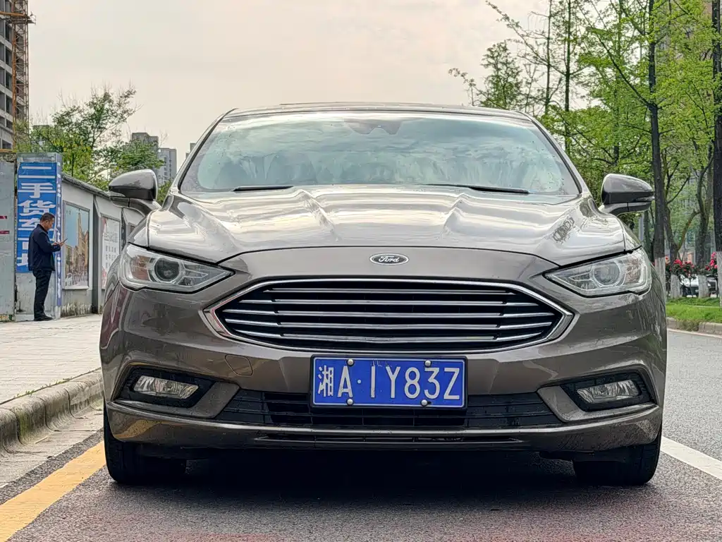 Ford Mondeo — миниатюра 2