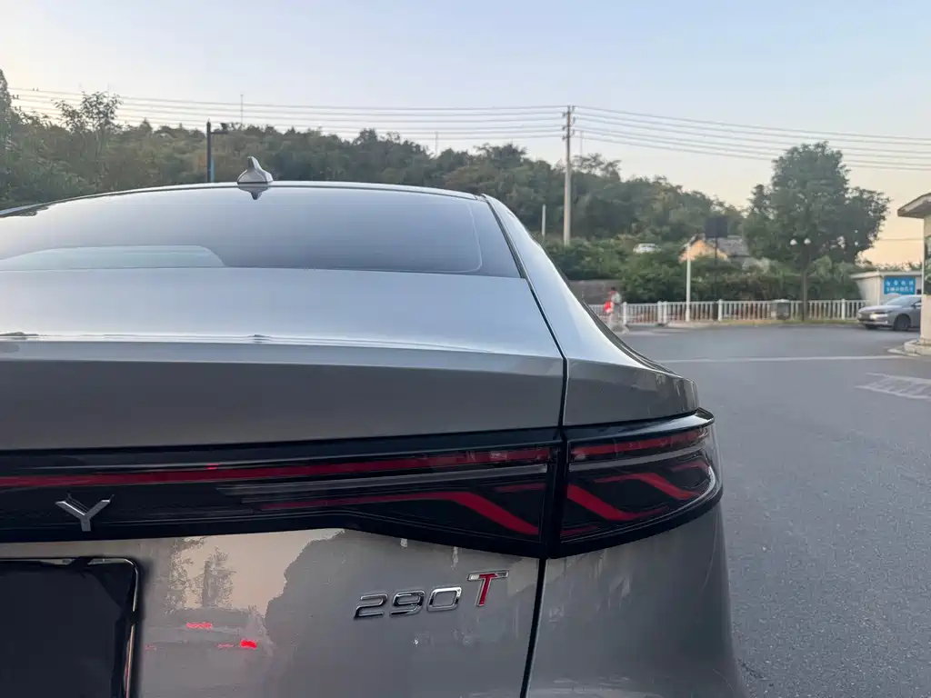 Chery Arrizo 8 PRO — миниатюра 6