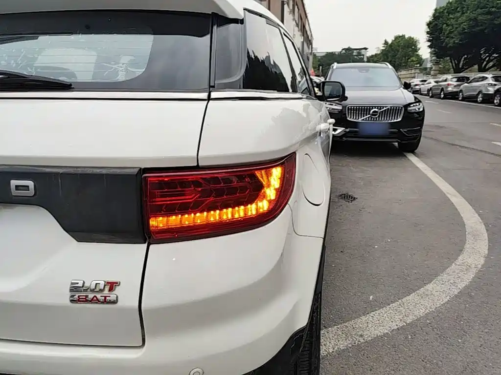 Landwind Landwind X7 — миниатюра 8