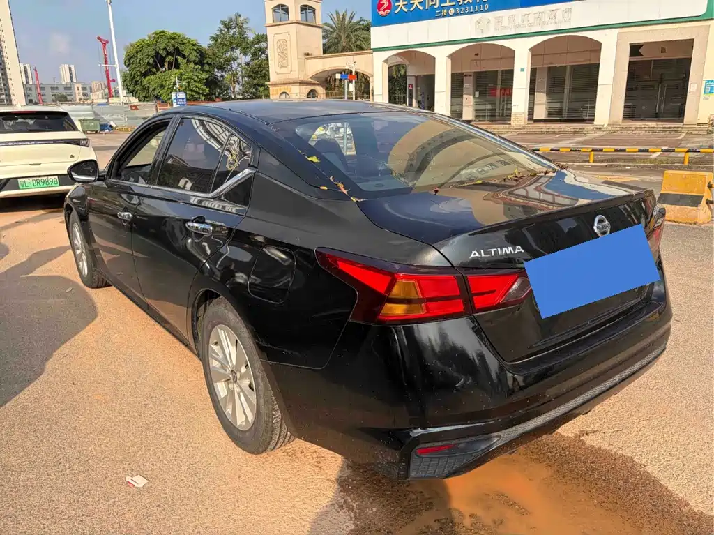 Nissan Teana — миниатюра 3