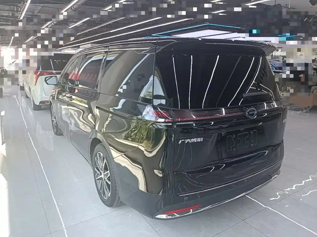 GAC Motor Trumpchi E8 PHEV — миниатюра 5
