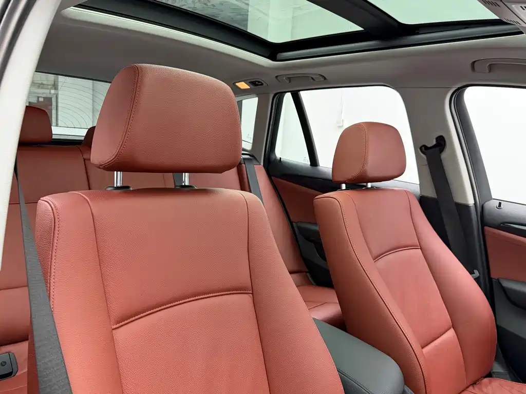 BMW X1 (Import) — миниатюра 20