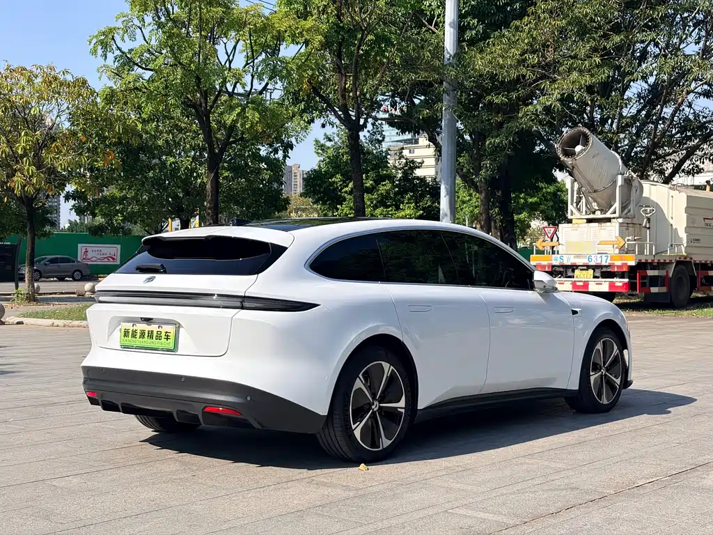 NIO ET5T — миниатюра 5