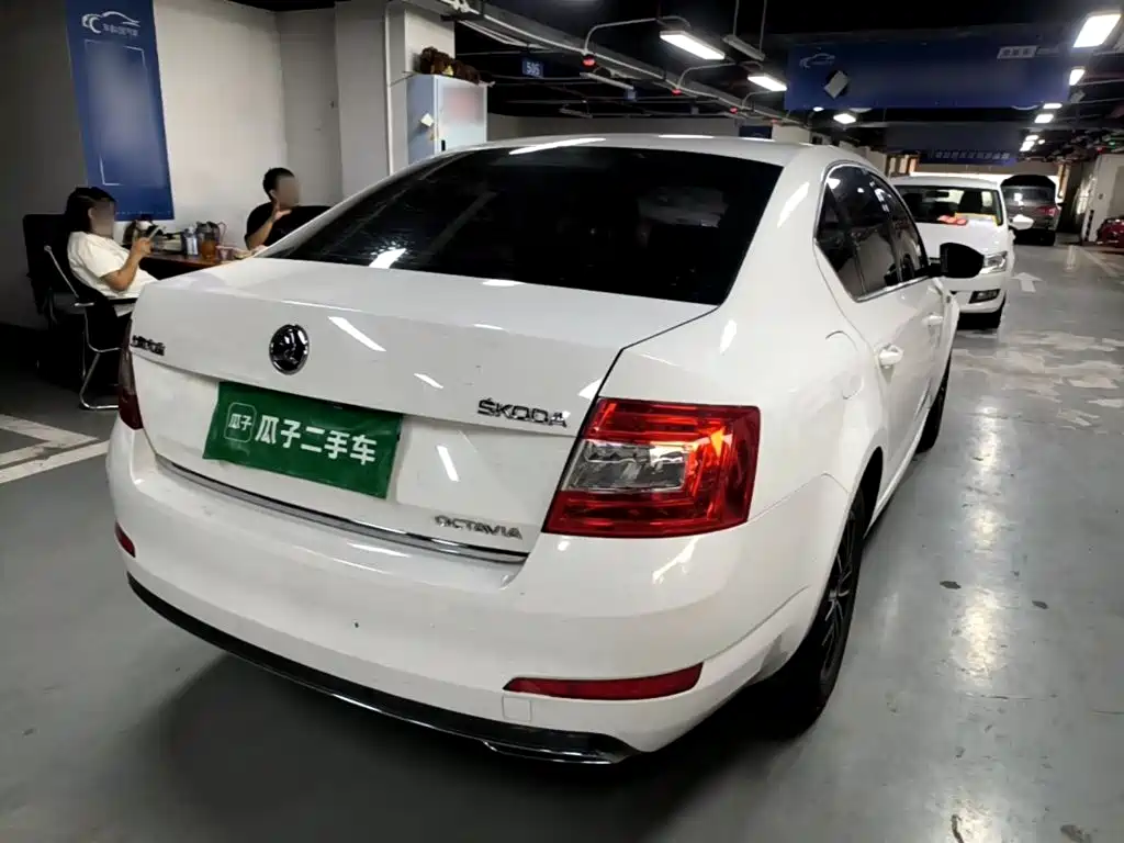 Skoda Octavia — миниатюра 7