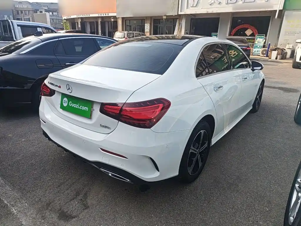 Mercedes-Benz A-Class — миниатюра 7