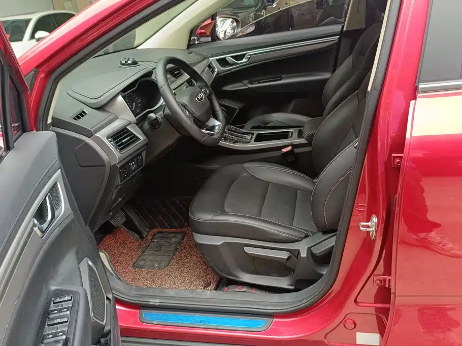Geely Emgrand GS — миниатюра 9