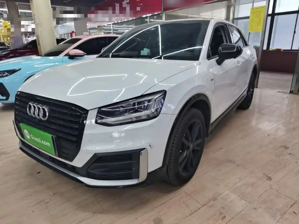 Audi Q2L — миниатюра 2