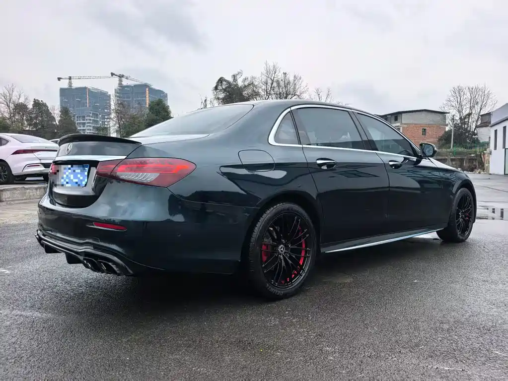 MERCEDES-BENZ E CLASS