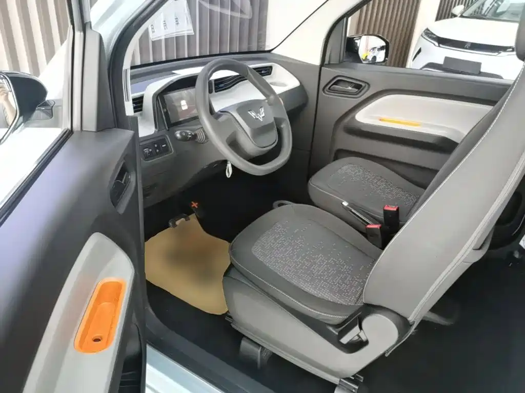 Wuling MINIEV — миниатюра 15