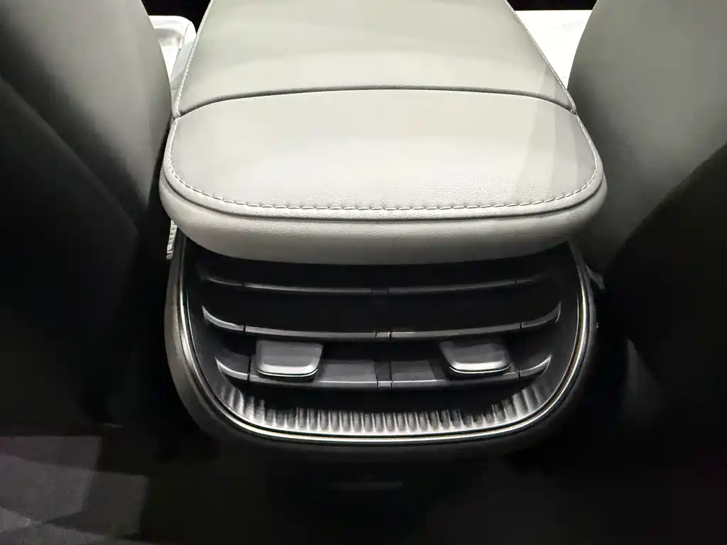 NIO ET5T — миниатюра 9