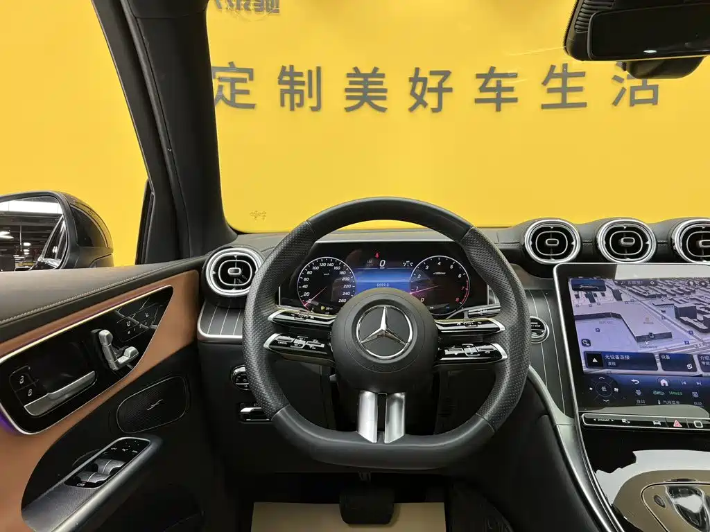 Mercedes-Benz GLC — миниатюра 32