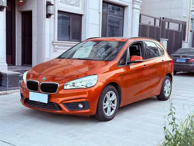 BMW  2 SERIES STATION WAGON 2017