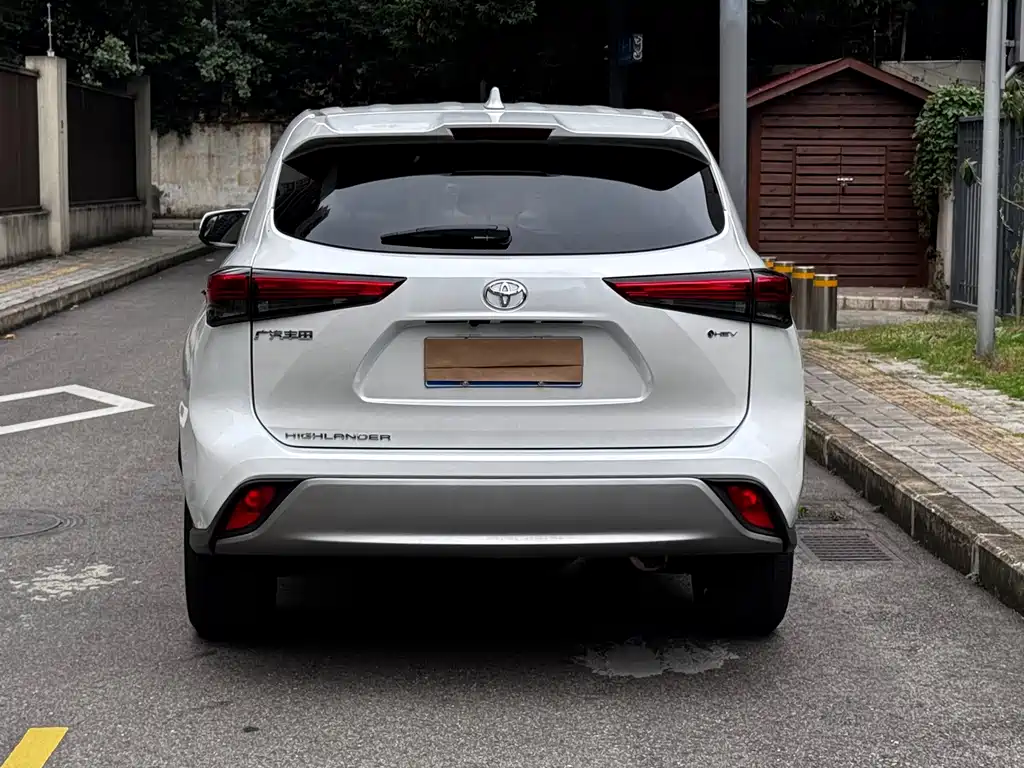 Toyota Highlander — миниатюра 8
