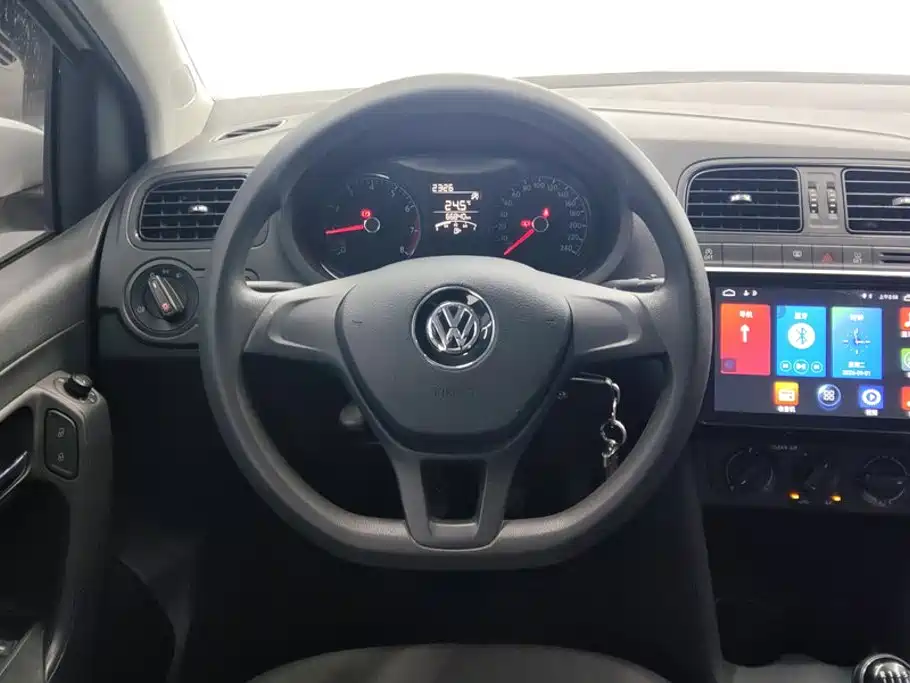 Volkswagen Polo — миниатюра 15