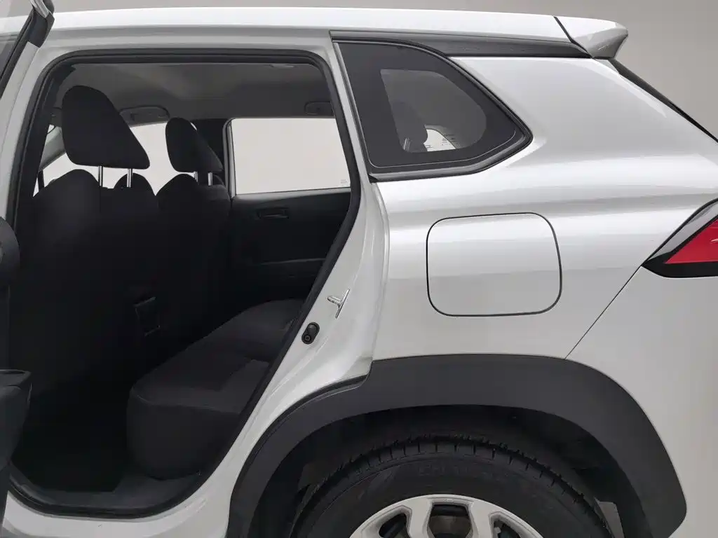 Toyota Frontlander — миниатюра 15