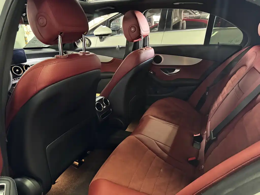 Mercedes-Benz C-Class — миниатюра 5