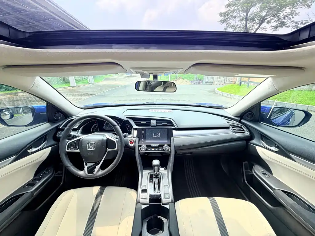 Honda Civic — миниатюра 17