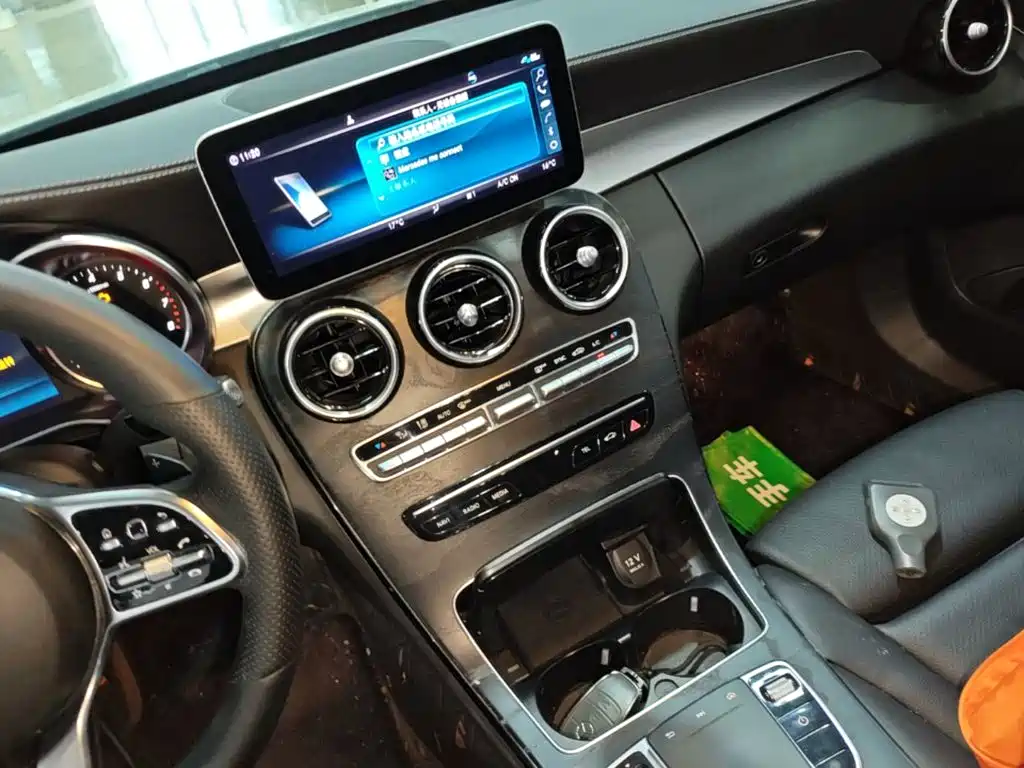 Mercedes-Benz C-Class — миниатюра 13