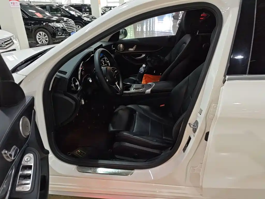 Mercedes-Benz C-Class — миниатюра 15