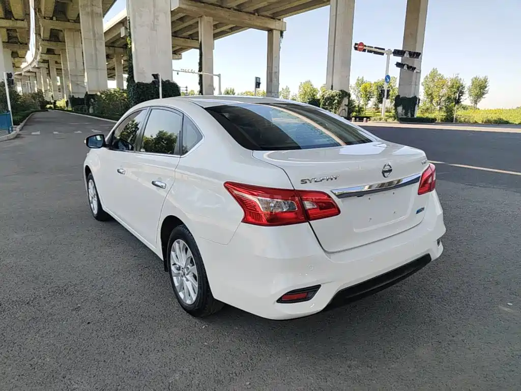 Nissan Sylphy — миниатюра 5