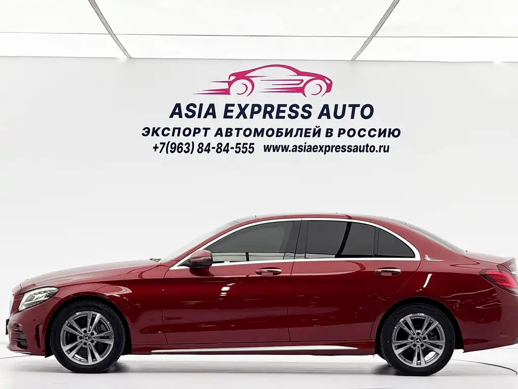 Mercedes-Benz C-Class — миниатюра 7