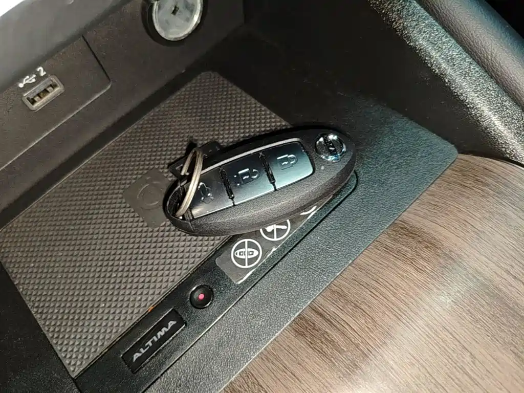 Nissan Teana — миниатюра 9
