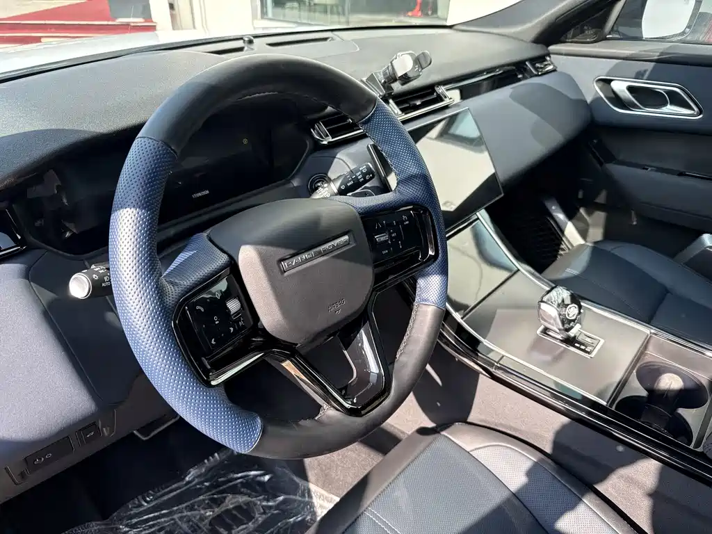 Land Rover Velar — миниатюра 10