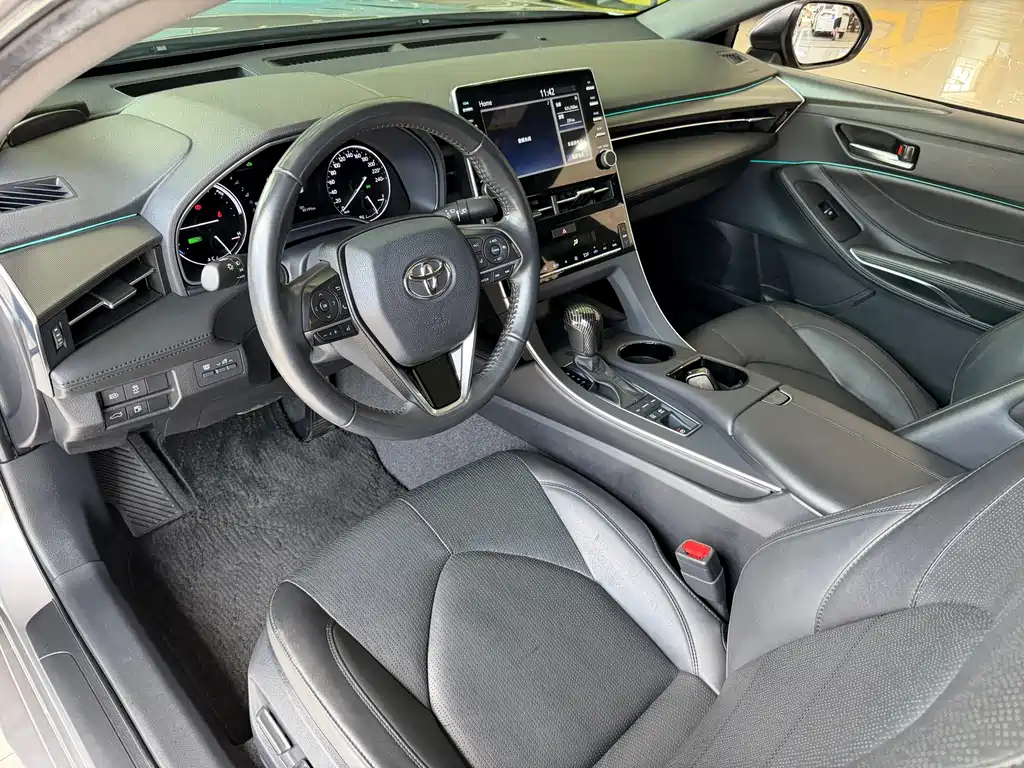 Toyota Avalon — миниатюра 6