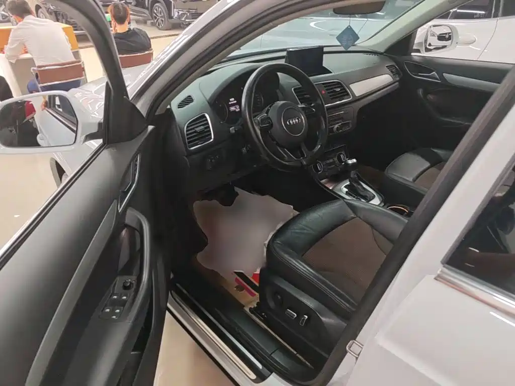 Audi Q3 — миниатюра 16