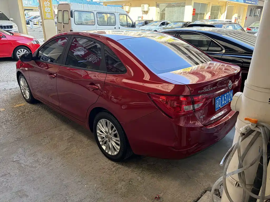 Buick Excelle — миниатюра 6