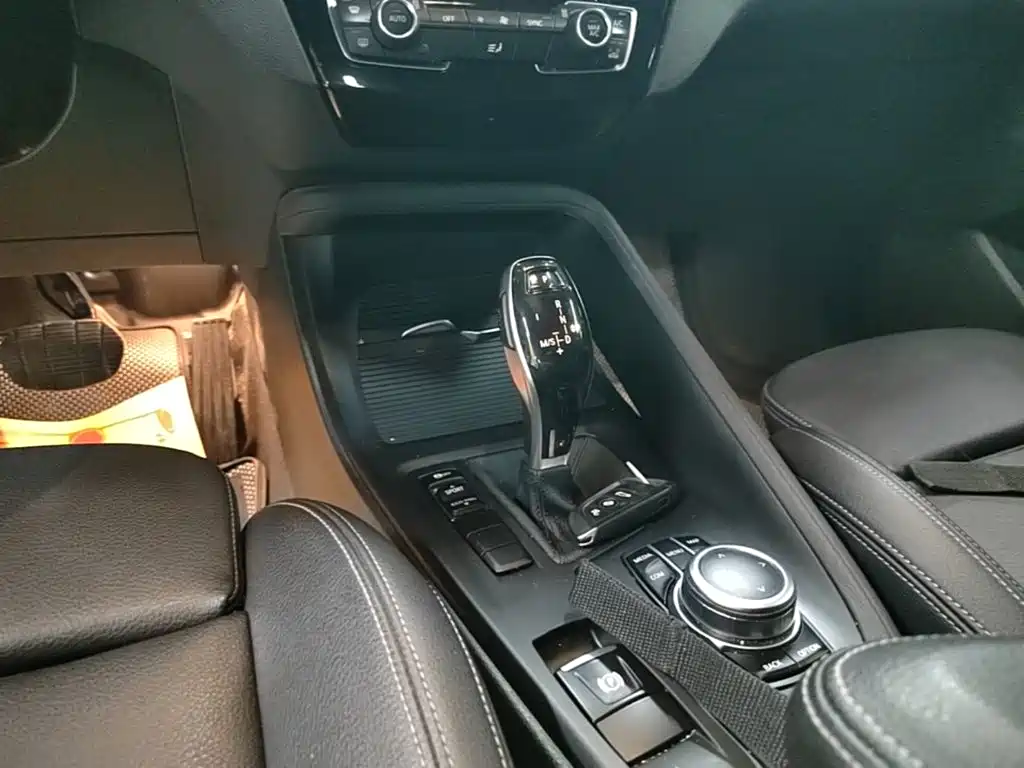 BMW X1 — миниатюра 14