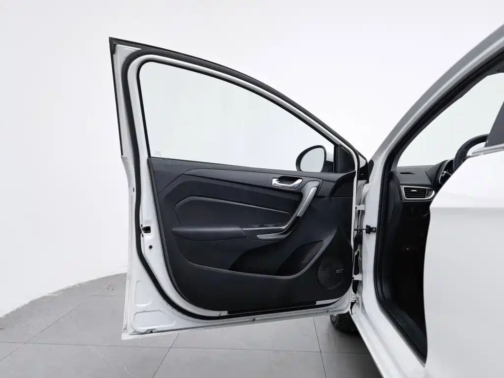 Chery Arrizo 5 — миниатюра 8