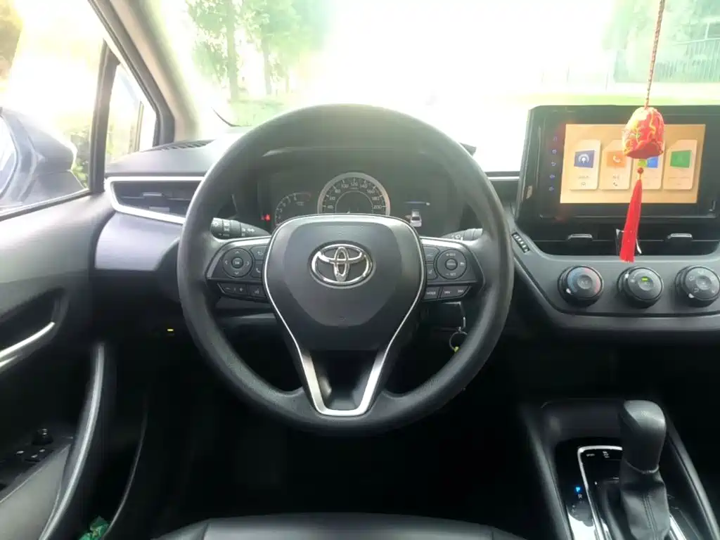 Toyota Corolla — миниатюра 11