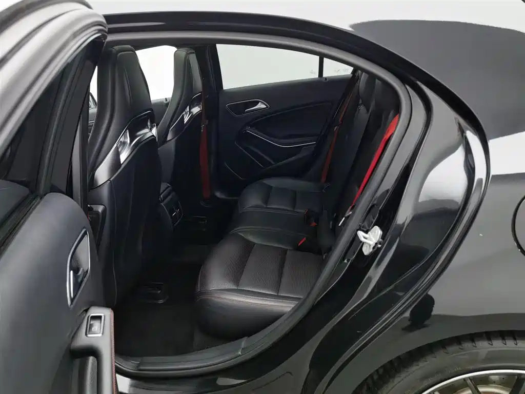 MERCEDES-BENZ A CLASS AMG