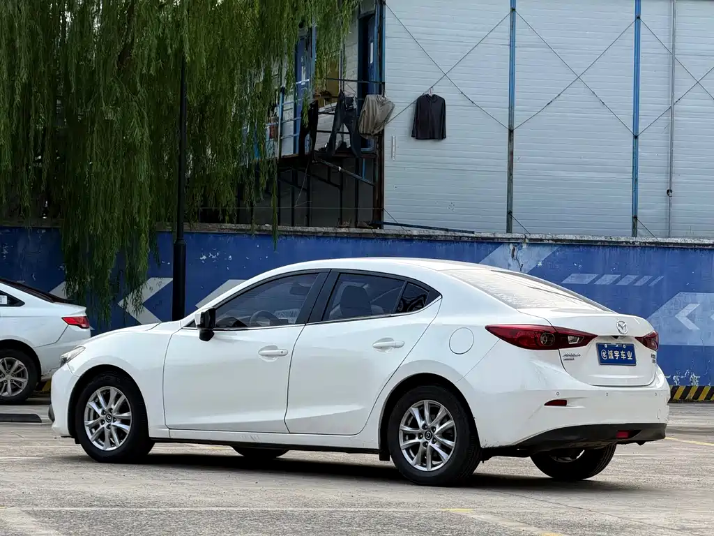 Mazda 3 Axela — миниатюра 16