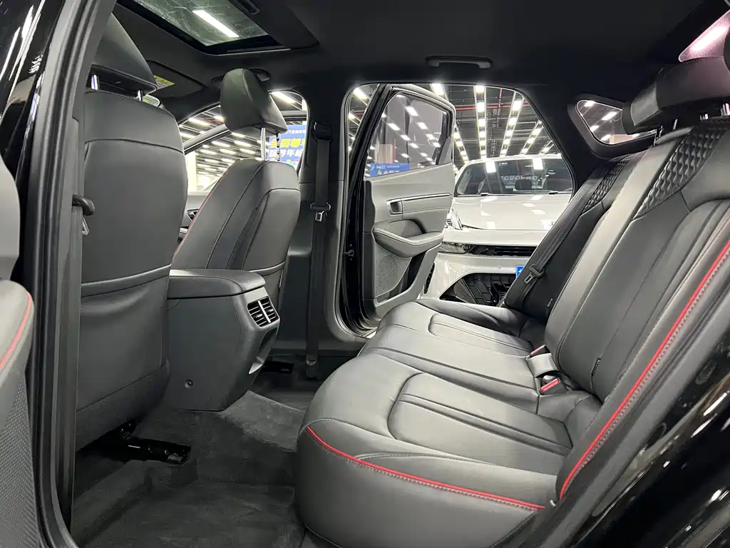 Hyundai Sonata — миниатюра 8