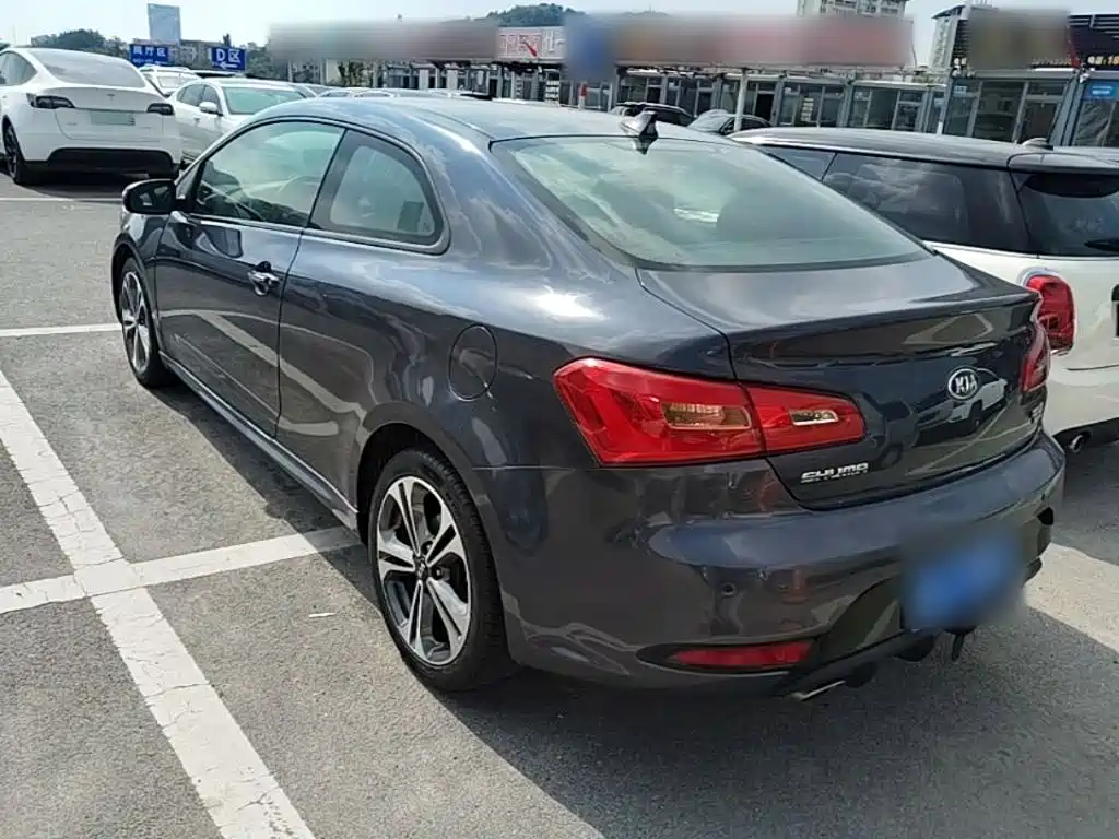 Kia Shuma — миниатюра 5