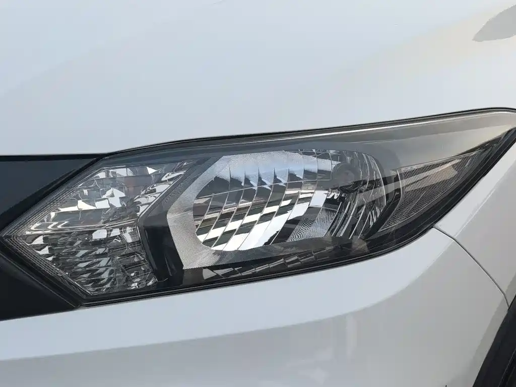 Honda Vezel — миниатюра 10