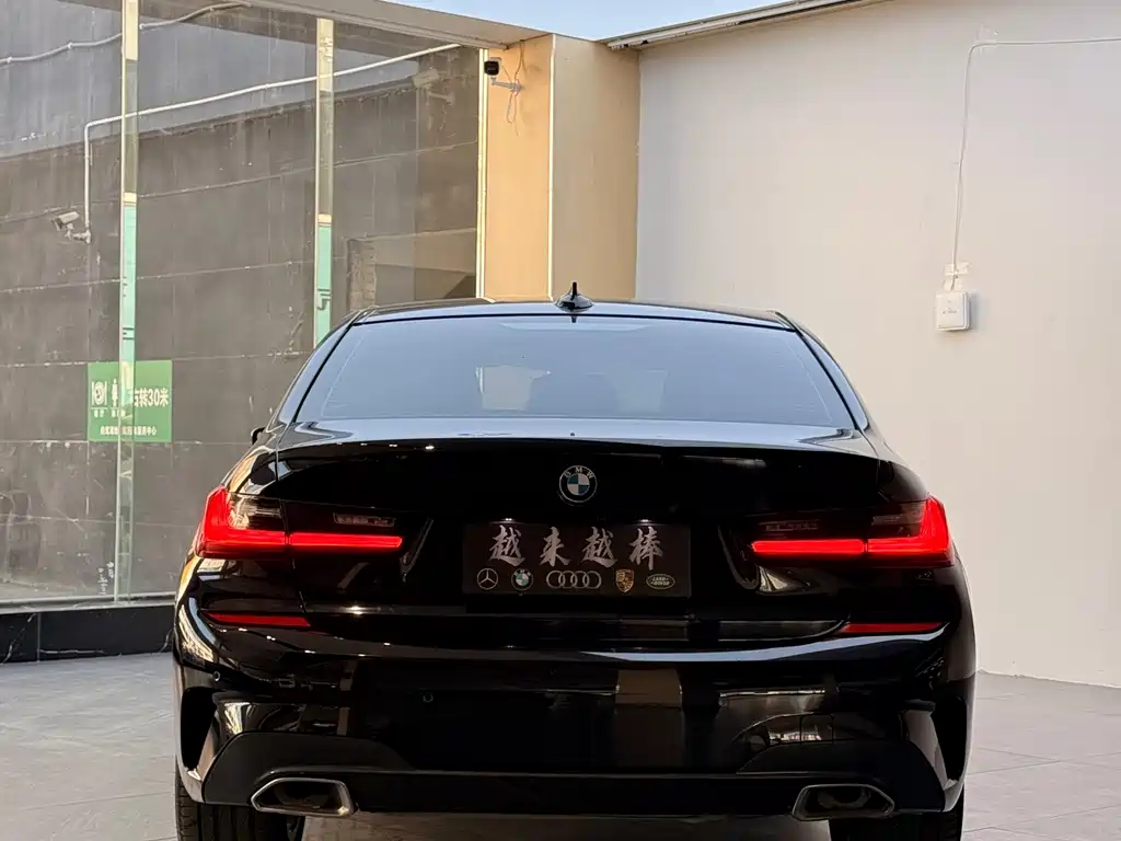 BMW 3 Series — миниатюра 11