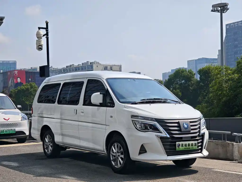 Fengxing Lingzhi New Energy — миниатюра 2