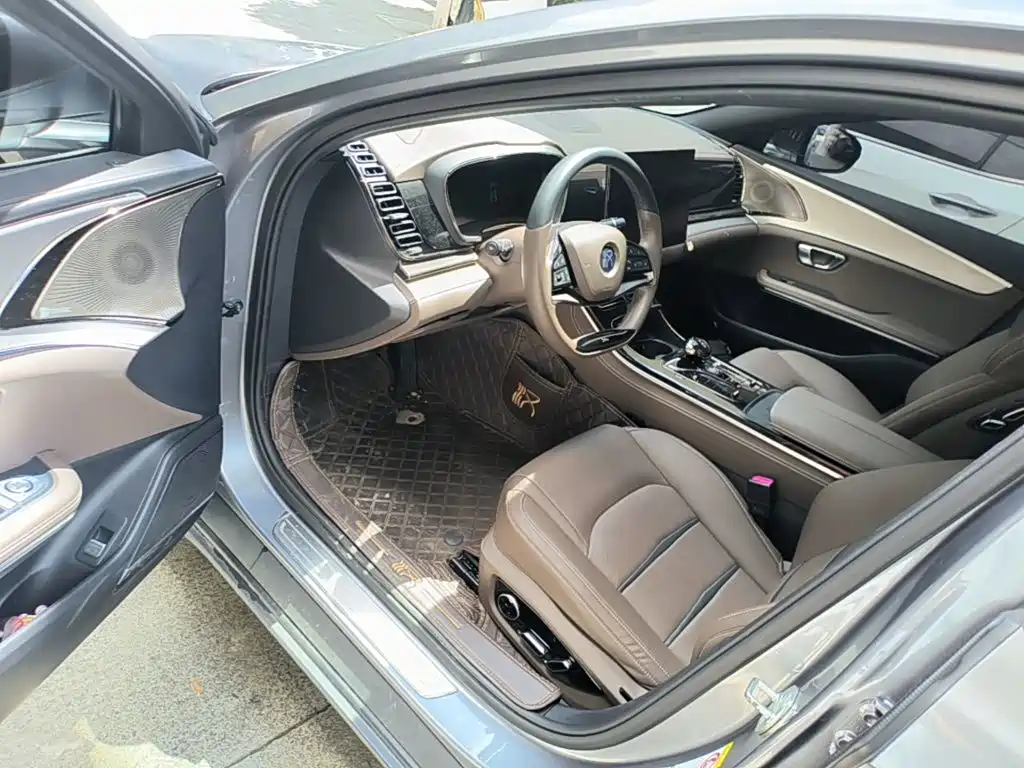 BYD Han — миниатюра 16