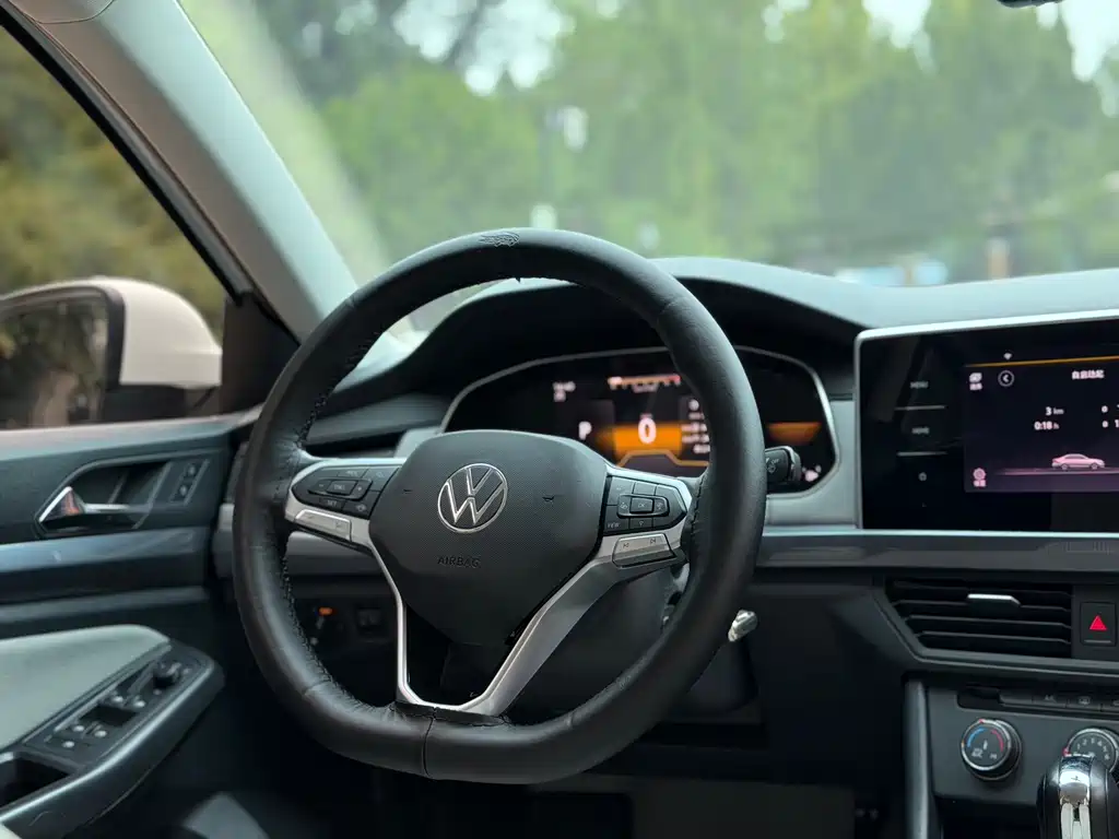 Volkswagen Bora — миниатюра 14