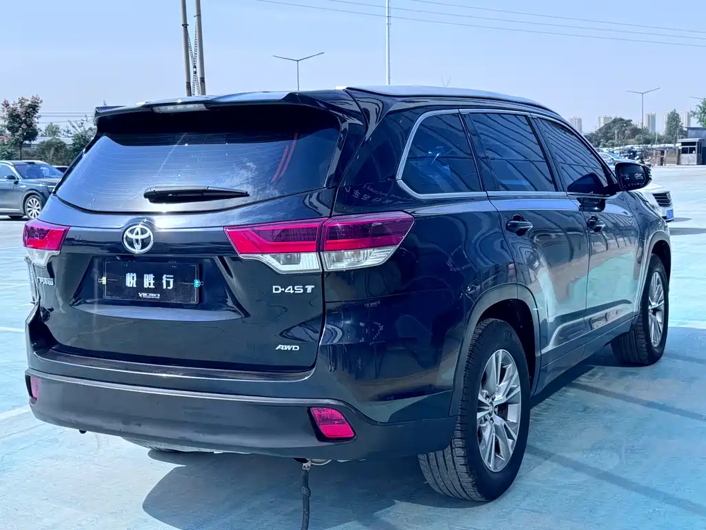 Toyota Highlander — миниатюра 7