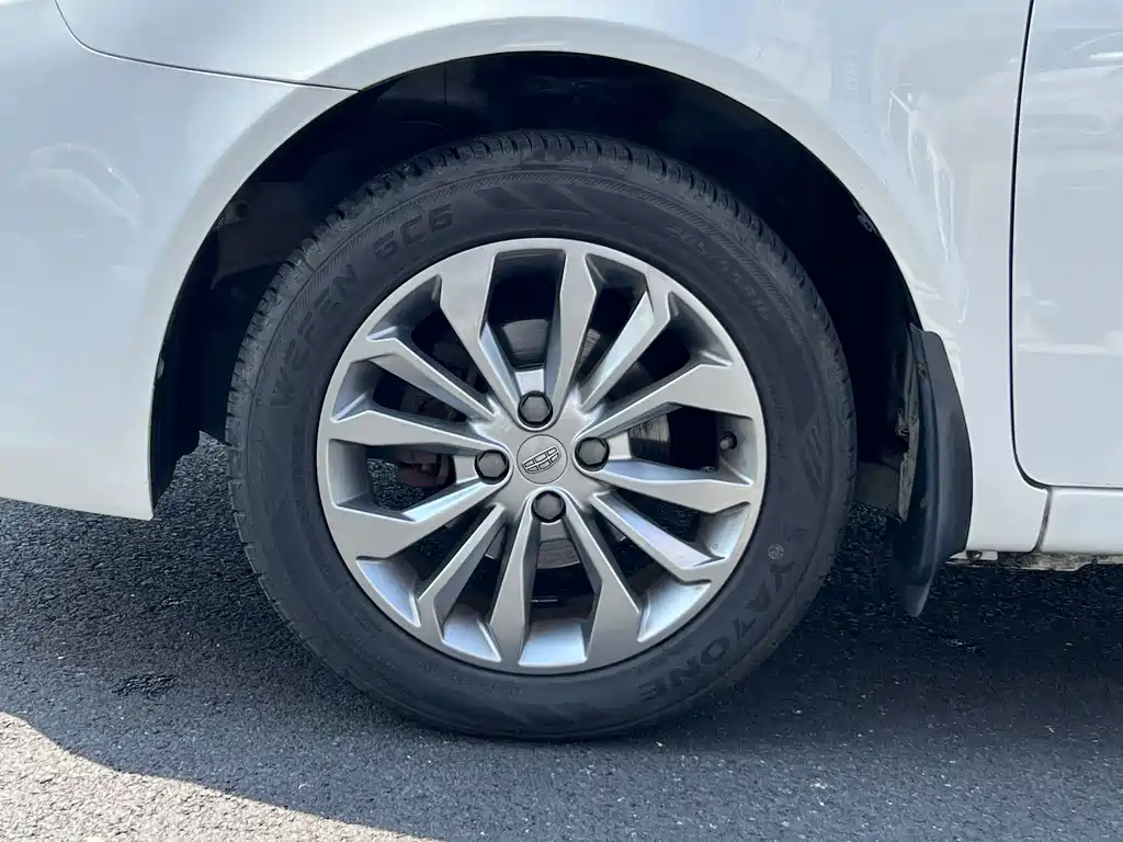 Geely Vision — миниатюра 13