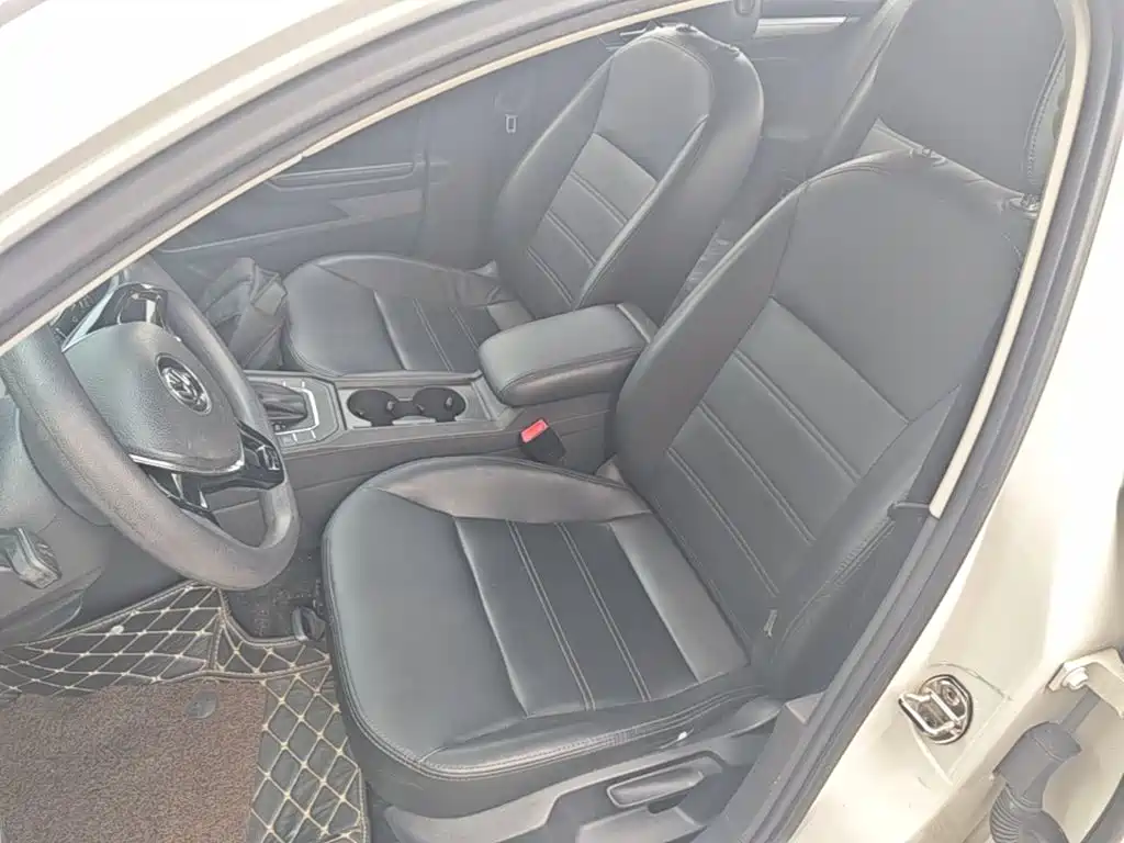 Volkswagen Lamando — миниатюра 15