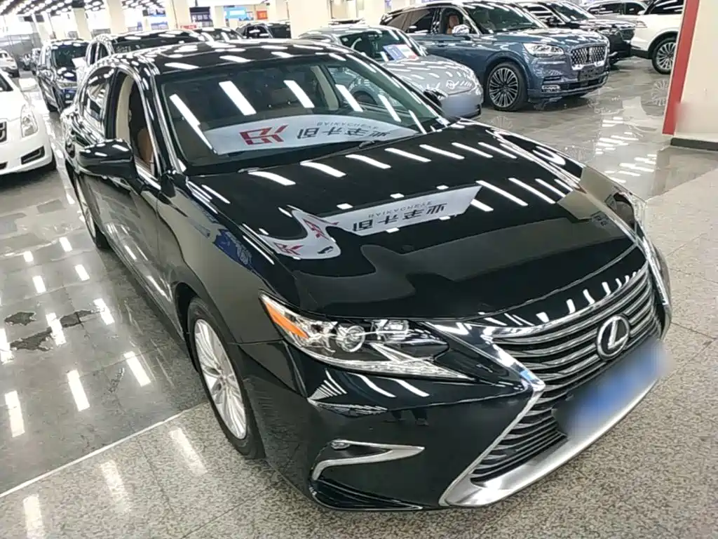 Lexus ES — миниатюра 4