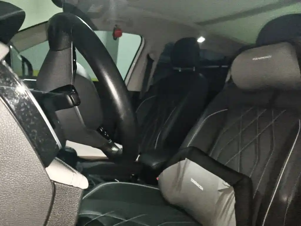 Volkswagen Tiguan L — миниатюра 8