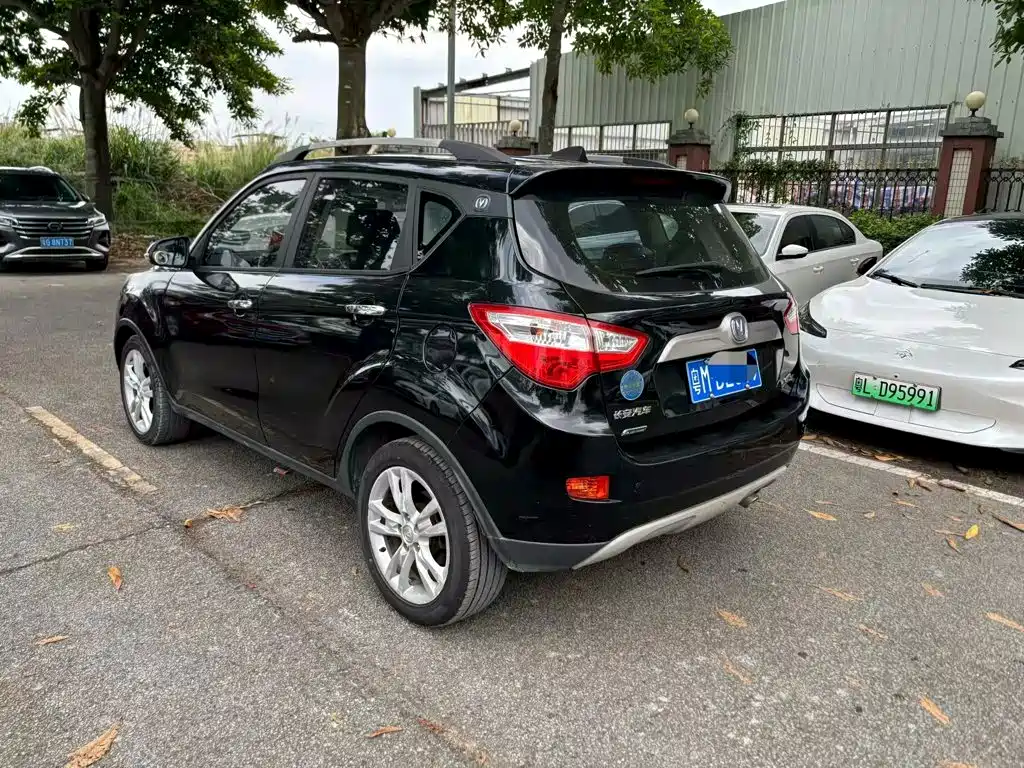 Changan CS35 — миниатюра 9