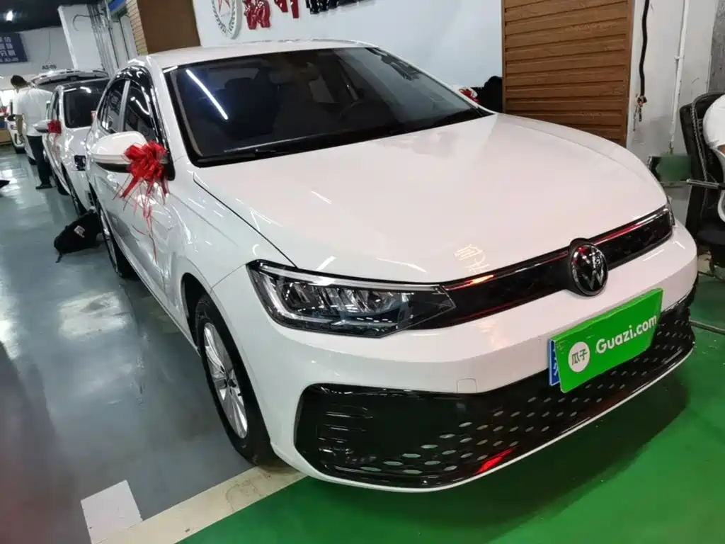 Volkswagen Lavida — миниатюра 4
