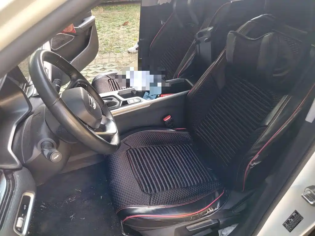 Geely Emgrand — миниатюра 8